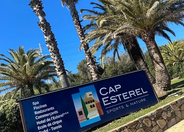 Cap Esterel Village , Agay 4prs Climatise-wifi-parking Inclus Διαμέρισμα *