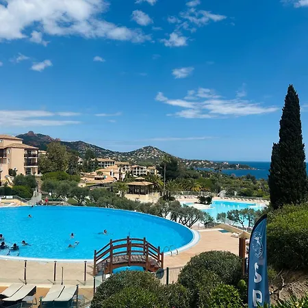 Daire Cap Esterel Village , Agay 4prs Climatise-wifi-parking Inclus *